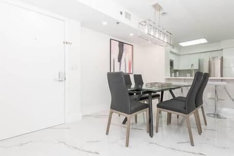 E053945d 4e15 4837 bc85 c18c09908ca2