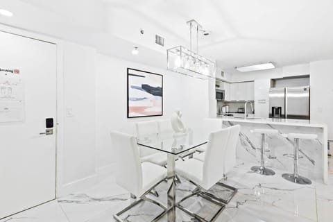 3 print 19877 w country club dr 503