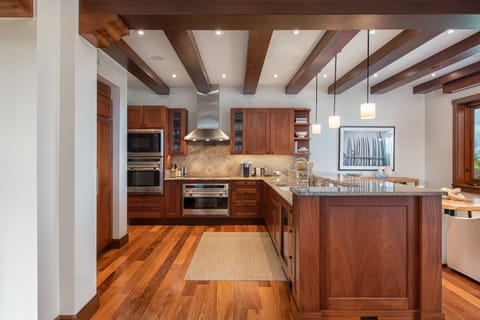 Chef's Kitchen with High-End Appliances