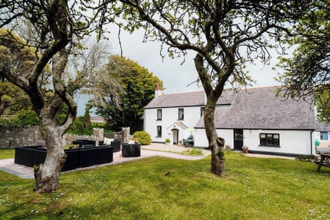 Exterior | The Manor House - Celtic Haven Resort, Lydstep, near Tenby