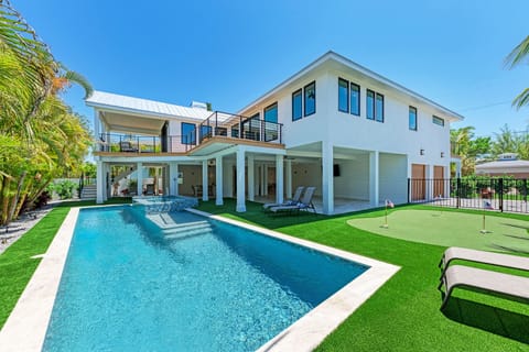 Beautiful home on the north end of the island