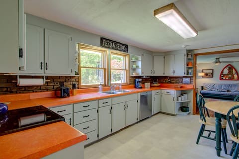 Fully stocked with fridge, oven/stove, coffee maker, dishwasher and microwave