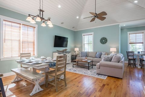 Dining/Living Room