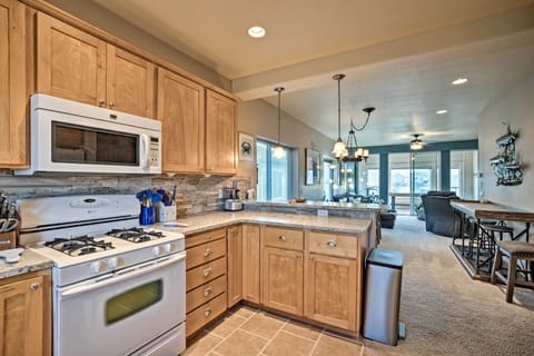 Kitchen | Complimentary Spices