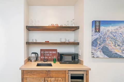 6.04-mountain-village-aspens-at-courcheval-media-room-4