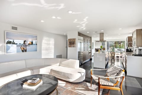 Live the dream in our upscale Hollywood Hills villa.