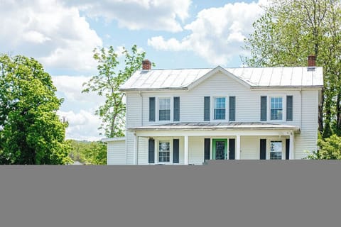 Welcome to the farmhouse ☀️
