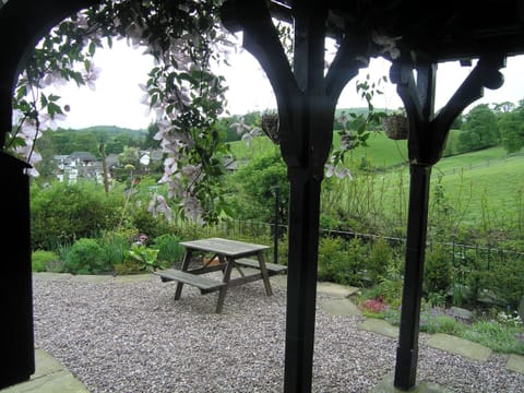 1 School Cottages, Troutbeck Bridge