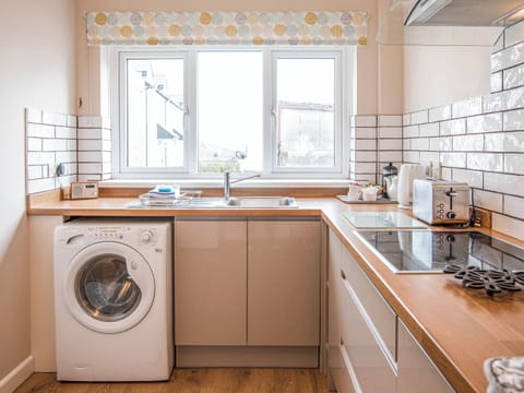 Kitchen | Bosun&rsquo;s Cabin - Celtic Haven Resort, Lydstep, near Tenby