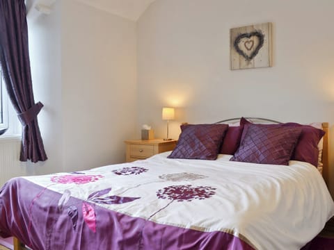 Double bedroom | Ramblers&rsquo; Cottage, Bowness on Windermere