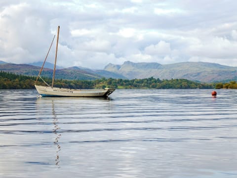 Lake Windermere during autumn | Cumbria, England