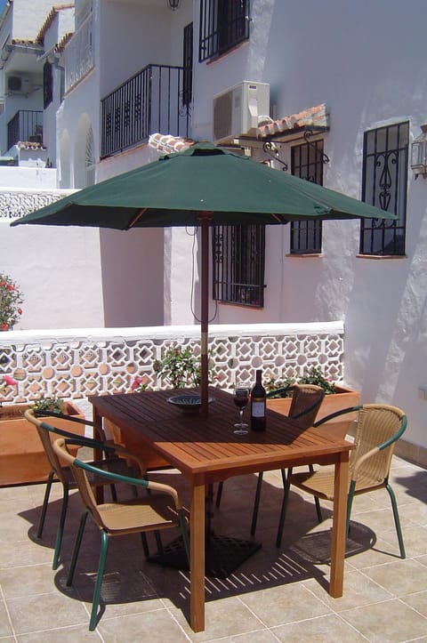 Casa chillout. Fab views and walkable to Nerja centre, The best of both worlds