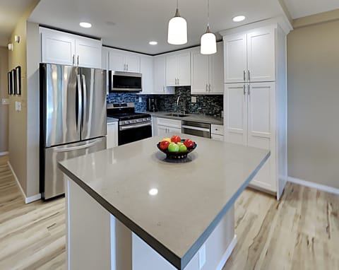 Kitchen - Your luxurious kitchen is newly updated with all new stainless steel appliances