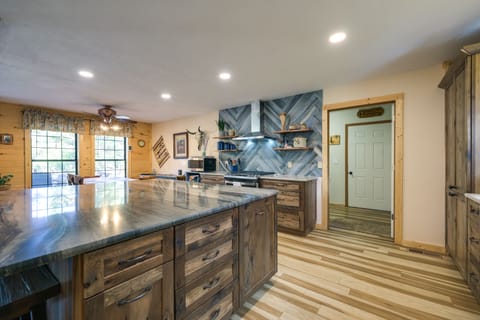 Kitchen | Complimentary Spices | Drip Coffee Maker