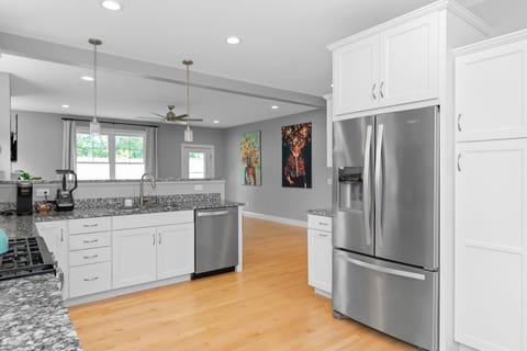 Full Stocked Kitchen 