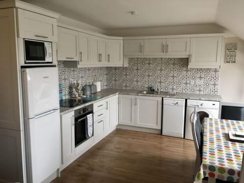 Fully Equipped Modern Kitchen with new appliances