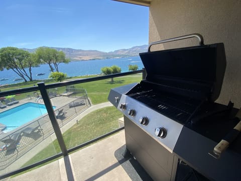 The perfect spot to grill up dinner. Cooking with a view.