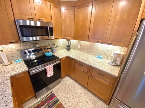 Kitchen - fully equipped and more!