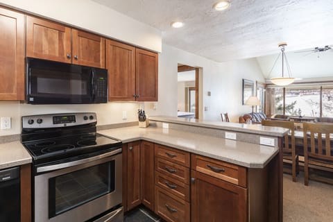 Fully equipped kitchen