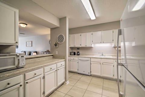 Kitchen | Fully Equipped