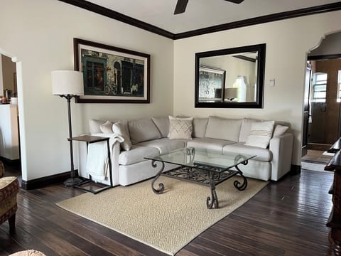Large Bright Living room with a ceiling fan