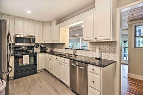 Kitchen | Dishware & Flatware | Drip Coffee Maker