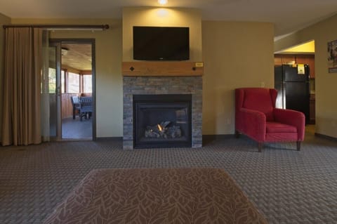 d554b407-9a94-4f53-9b75-28a962da5e76