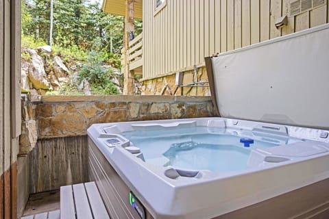 Private Hot Tub