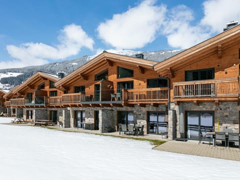 Holiday Home Exterior [winter]