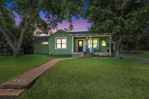 Welcome to Clover Haus!