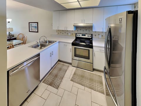Fully Equipped Kitchen with Stainless Steel Appliances