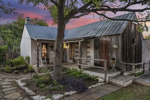 Welcome to The Wildflower Cottage!
