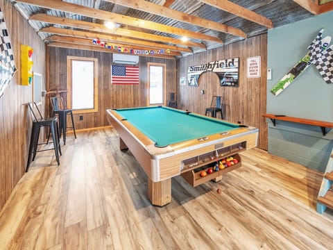 Total Man Cave! Come have fun on Professional pool table and dart board!