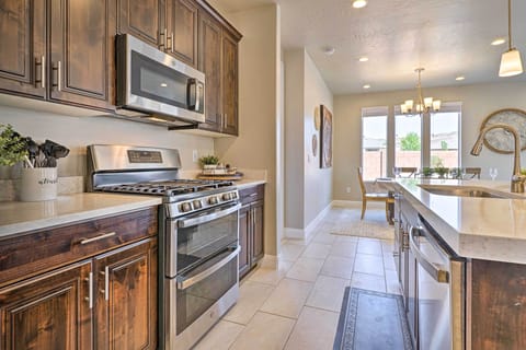 Kitchen | 1st Floor | Dishwasher