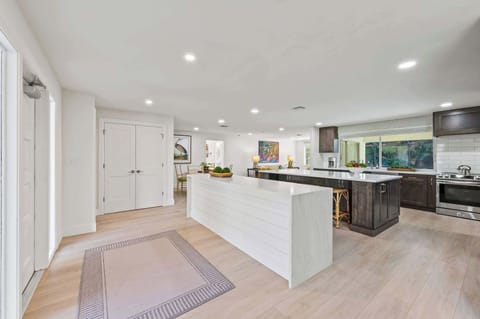 Entrance to Pesaro with Grand Kitchen