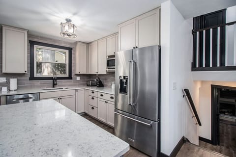 3e4bc774-4b13-47bb-b8db-7a5a7708e025