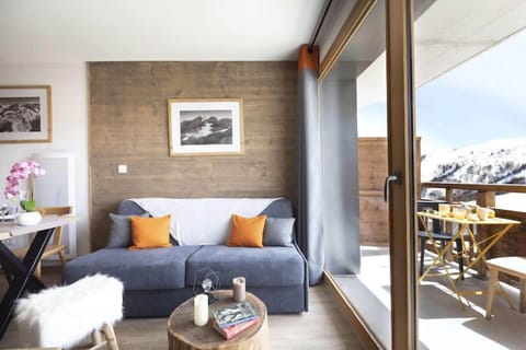 Relax on the comfortable sofa after a day on the pistes! Please note that not all units come with a bacony/terrace.
