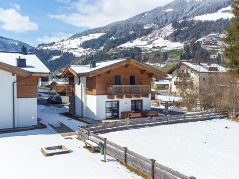 Holiday Home Exterior [winter]