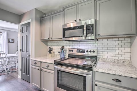 Kitchen | Complimentary Spices | Coffee Maker