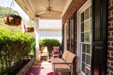 2aabd7b9-555e-488b-8cf0-e650a987cbed