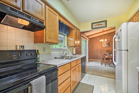 Kitchen | Fully Equipped | Dishwasher | Spices Provided