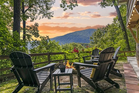 Amazing sunrise views from the back yard and patio