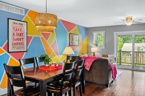 Gather around the dining table for meals, laughter, and memories. 🍴🪑