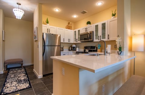 Fully Equipped Kitchen with brand new quartz counters