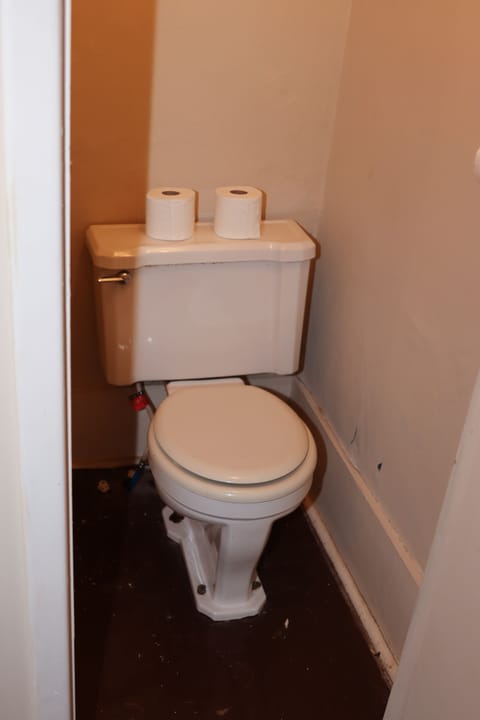 Dam Room private commode