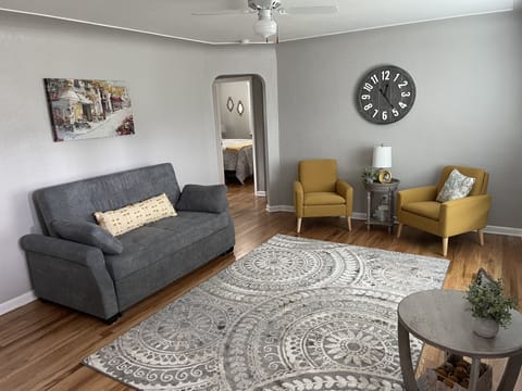 The couch turns into an extra bed for guests #5 & #6! Linens provided!