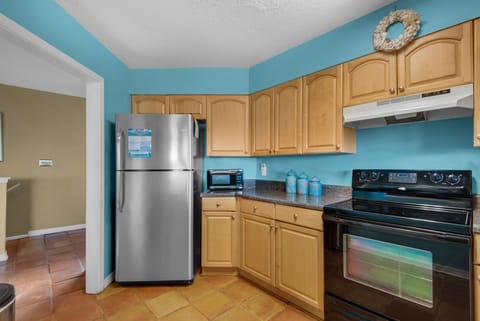 Kitchen has all you will need