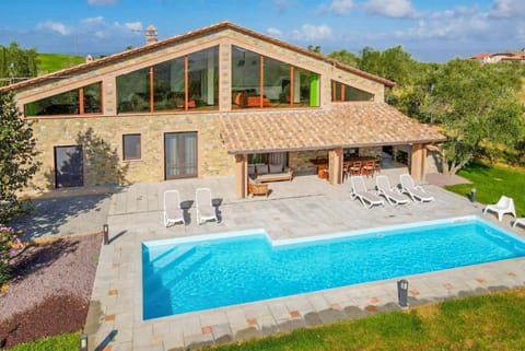 Beautiful villa with private pool and terrace