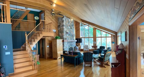View from Entrance to 2nd floor/Great Room