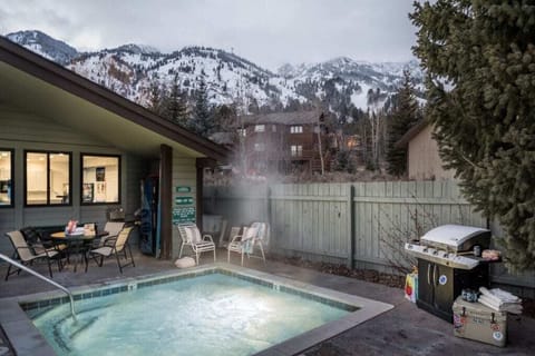 Sundance hot tub
